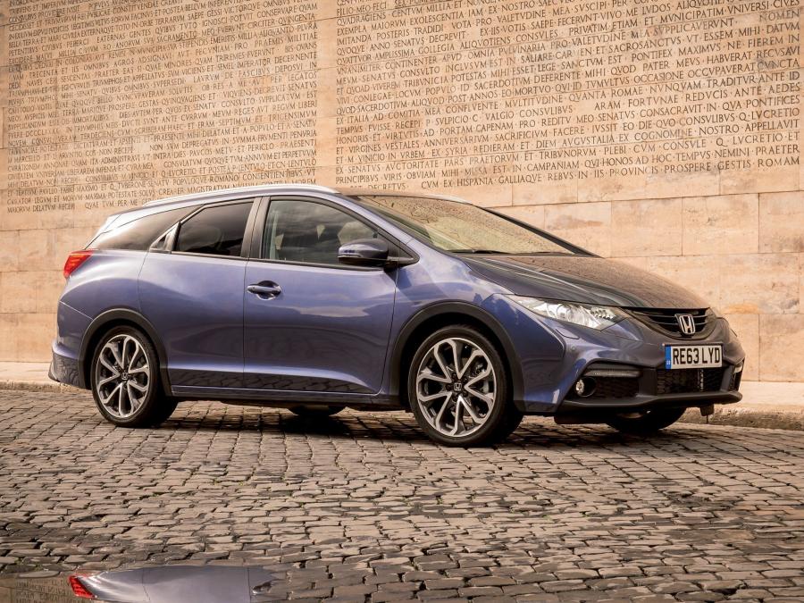  Honda Civic Tourer Sports Pack 2013 года  (фото 17 из 18)
